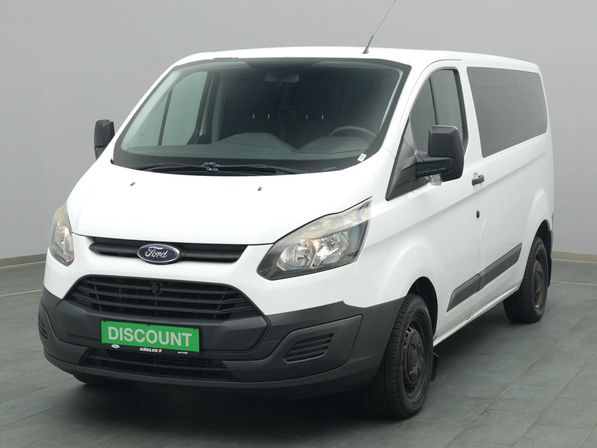 Ford Transit Custom Kombi in weiss