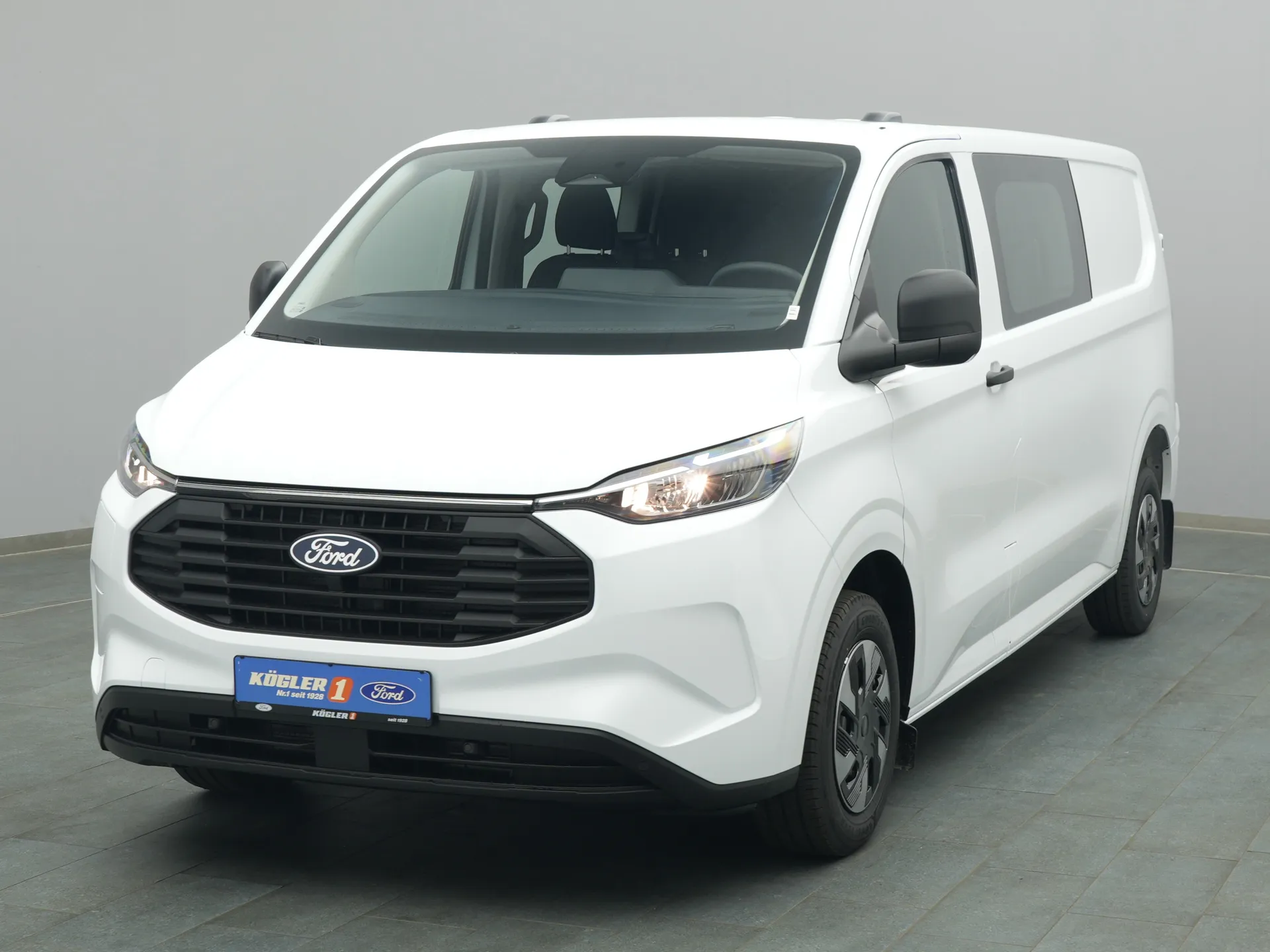Ford Transit Custom Kasten Doka in weiss