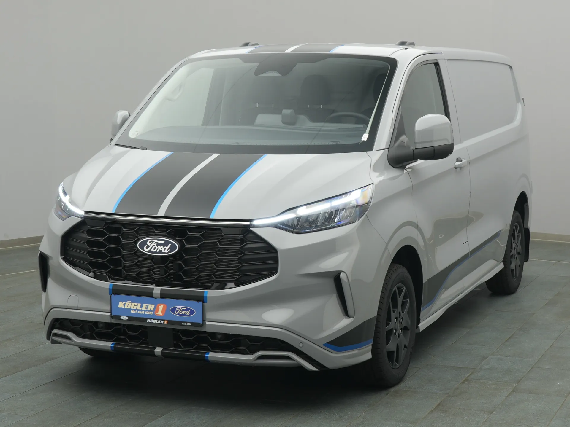 Ford Transit Custom Kasten in grau