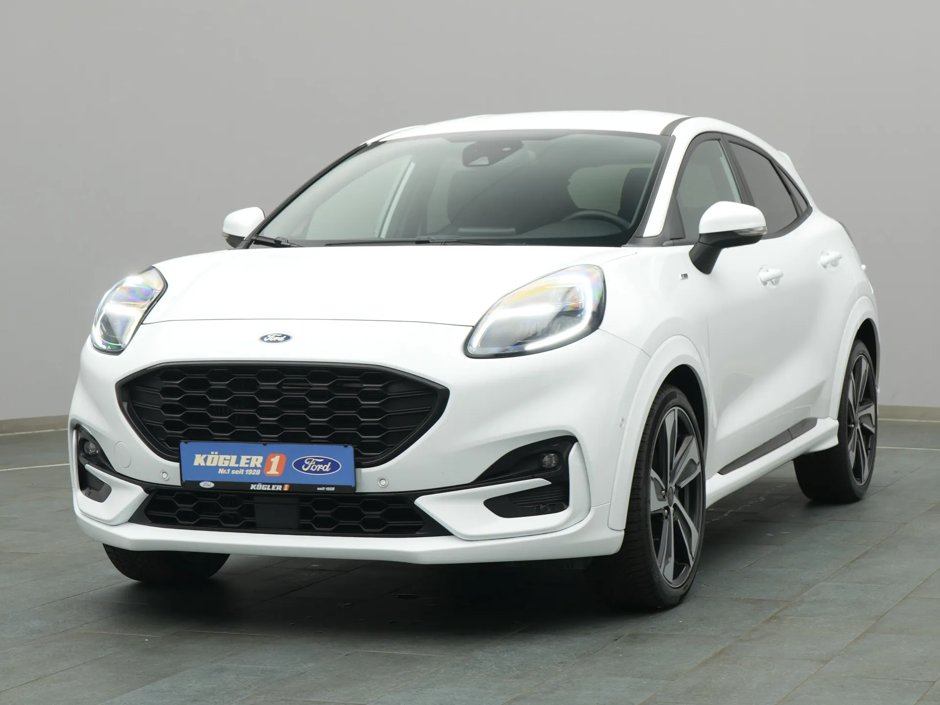 Ford Puma ST-Line X in weiss
