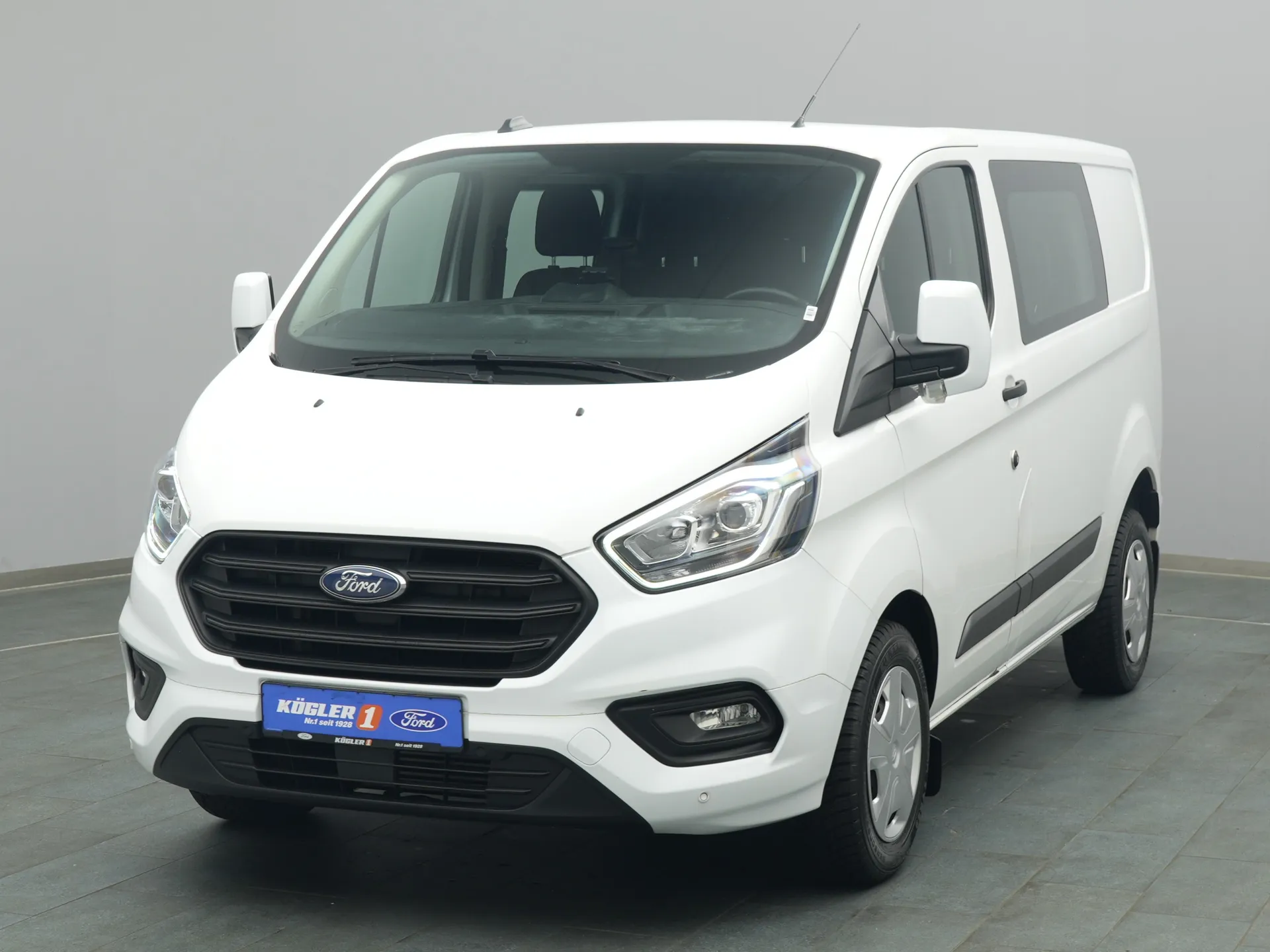 Ford Transit Custom Kasten Doka in weiss