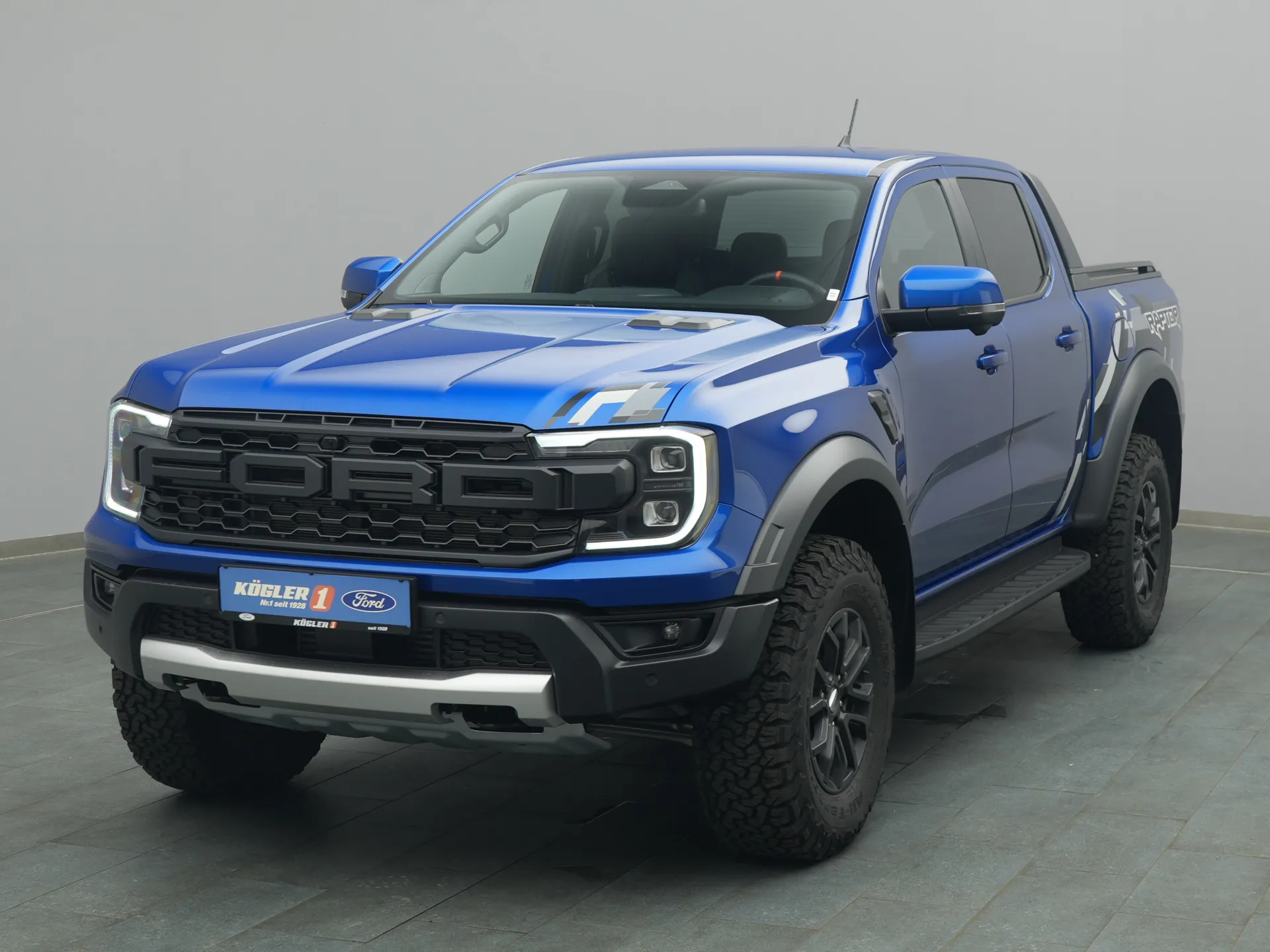 Ford Ranger Raptor in blau