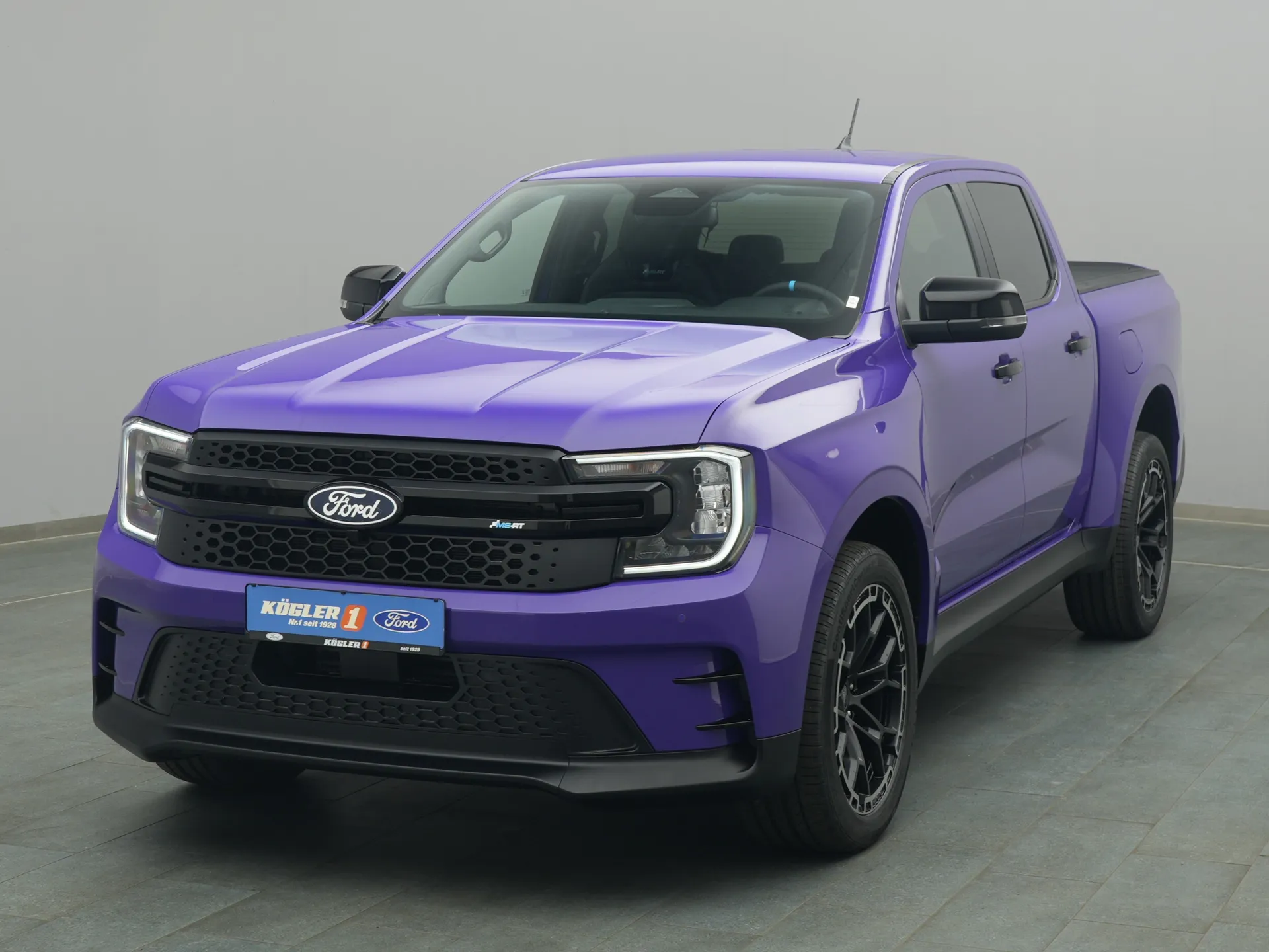 Ford Ranger DoKa MS-RT in violett