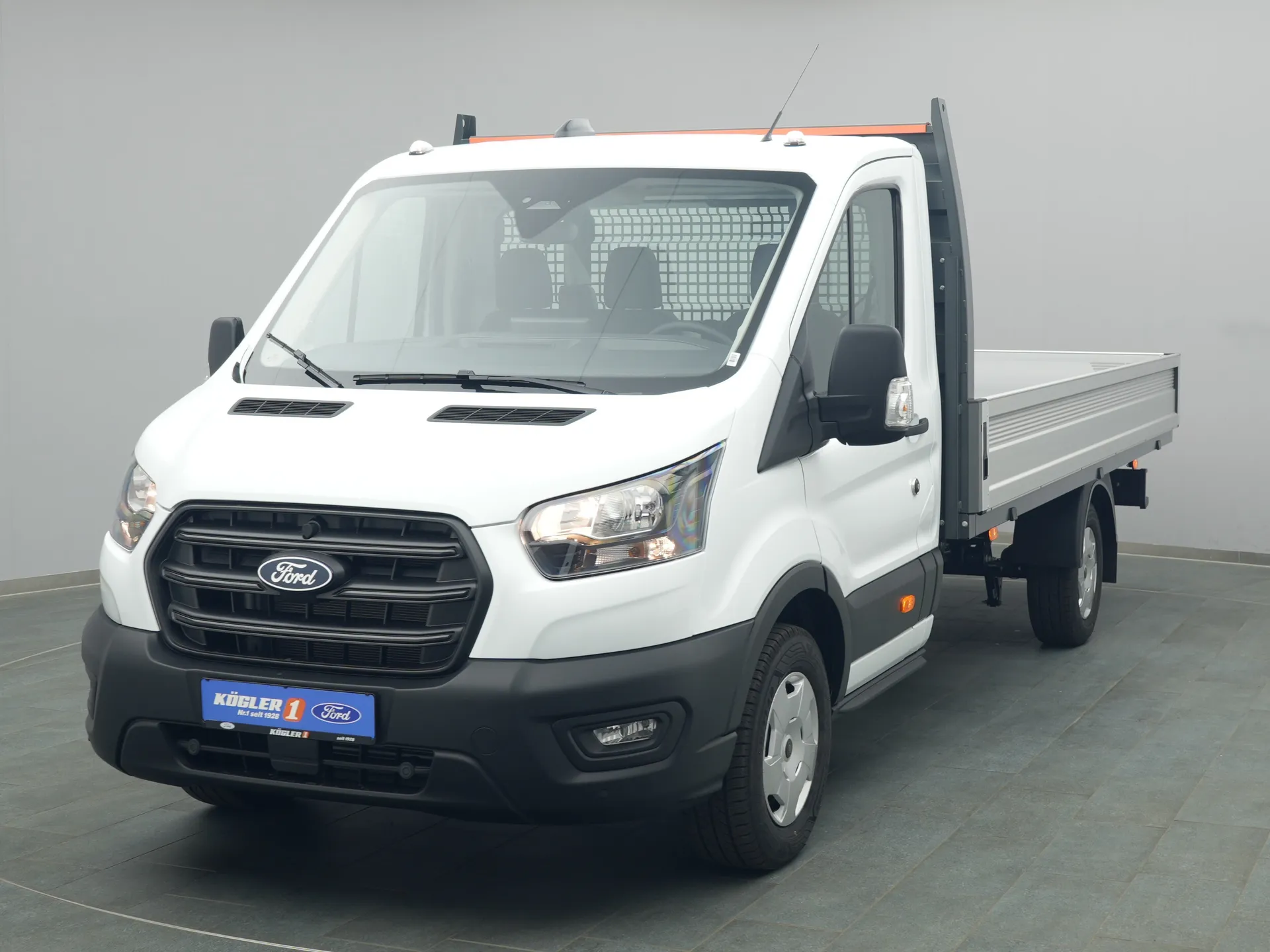 Ford Transit Pritsche EK in weiss