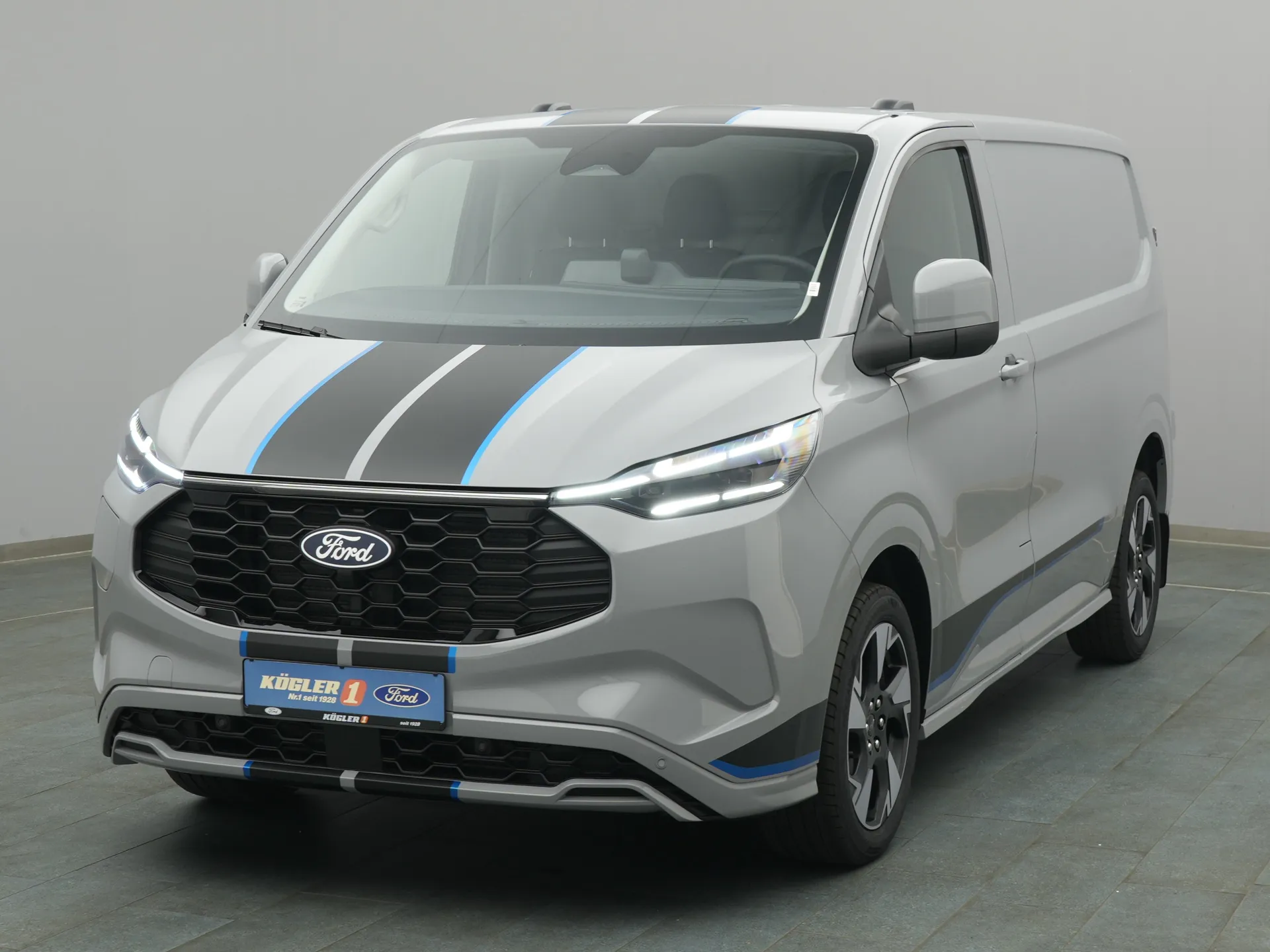 Ford Transit Custom Kasten in grau
