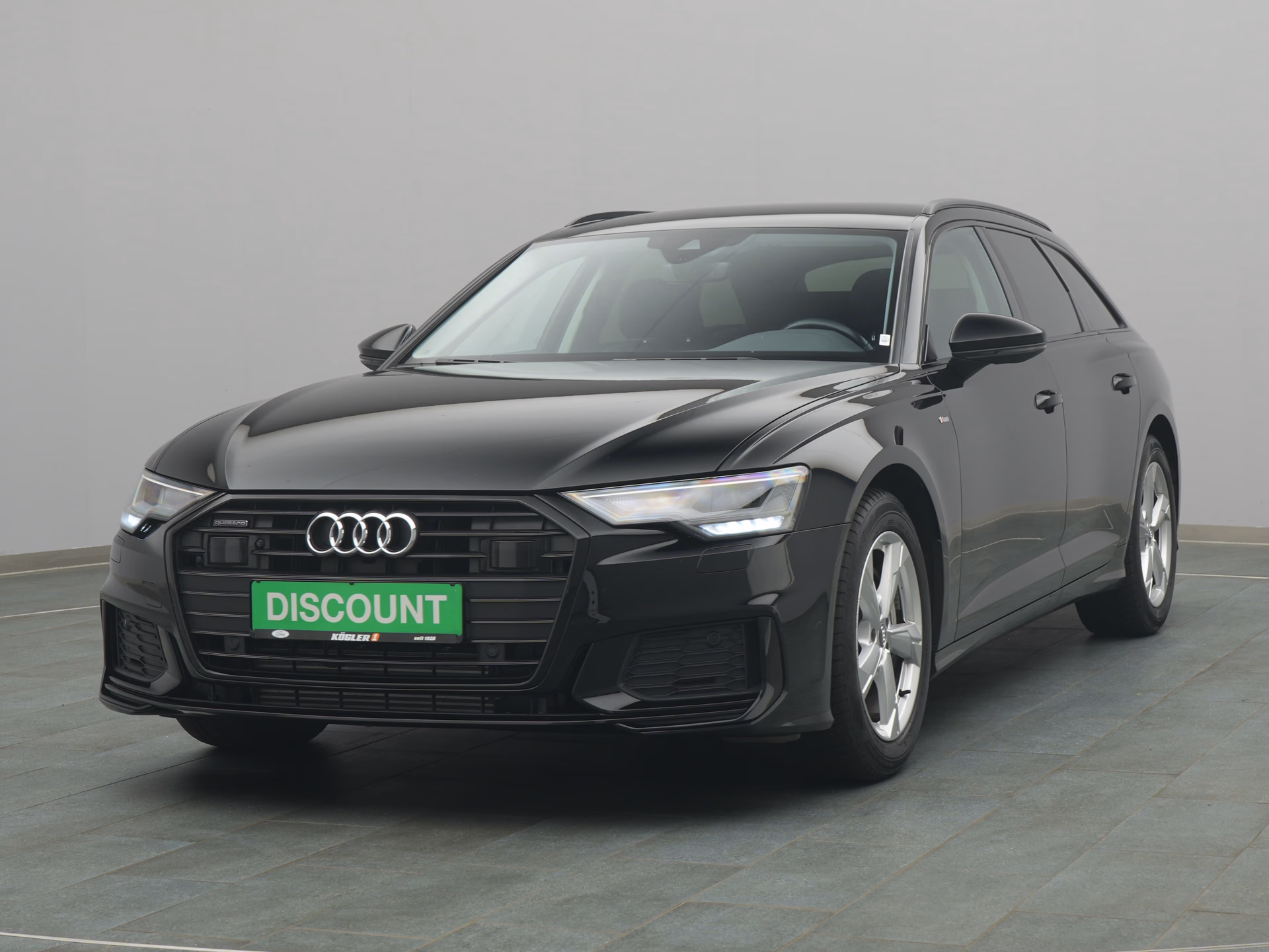 Audi A6 in schwarz