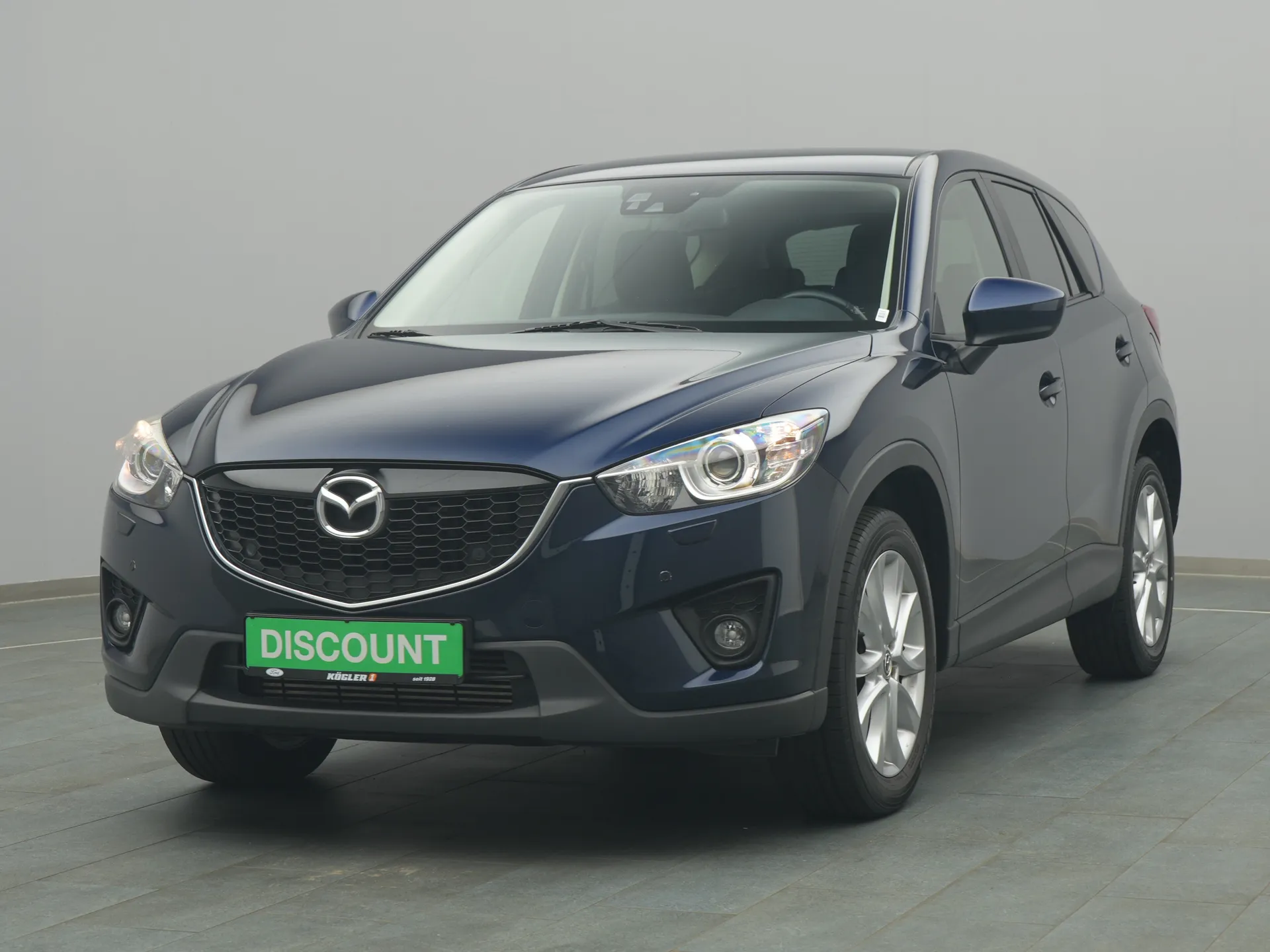 Mazda CX-5 in blau