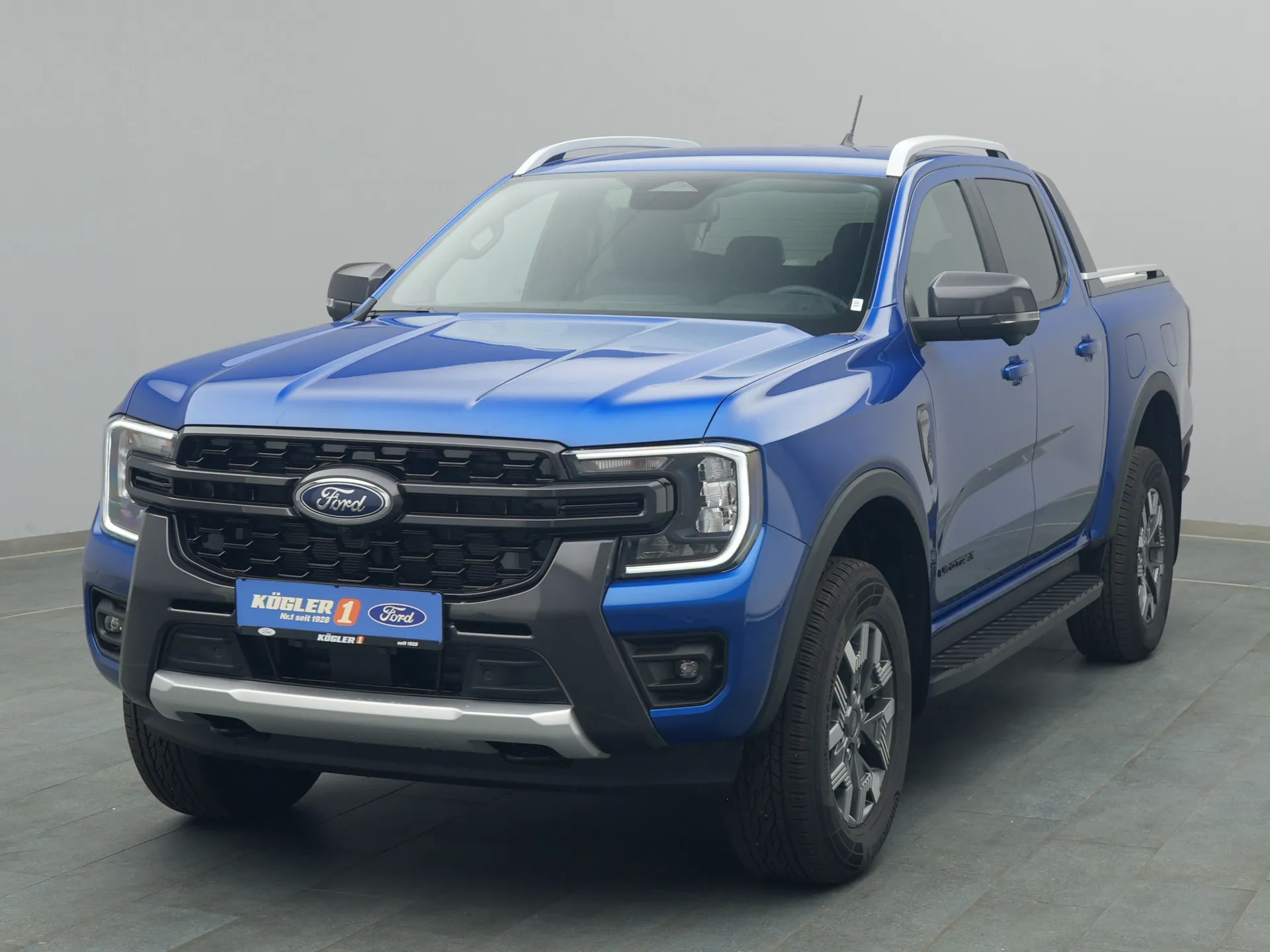 Ford Ranger DoKa Wildtrak in blau