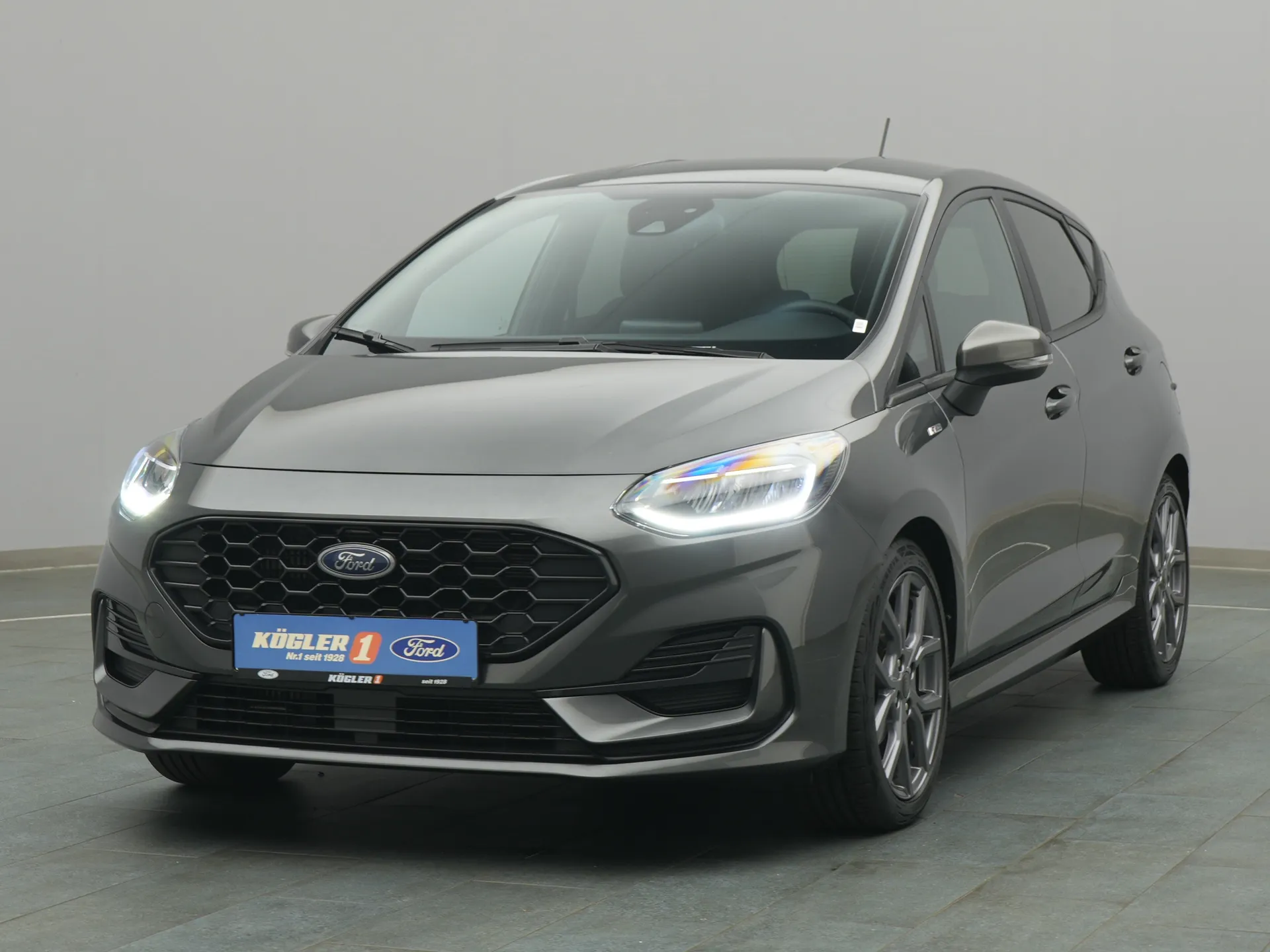 Ford Fiesta ST-Line in grau