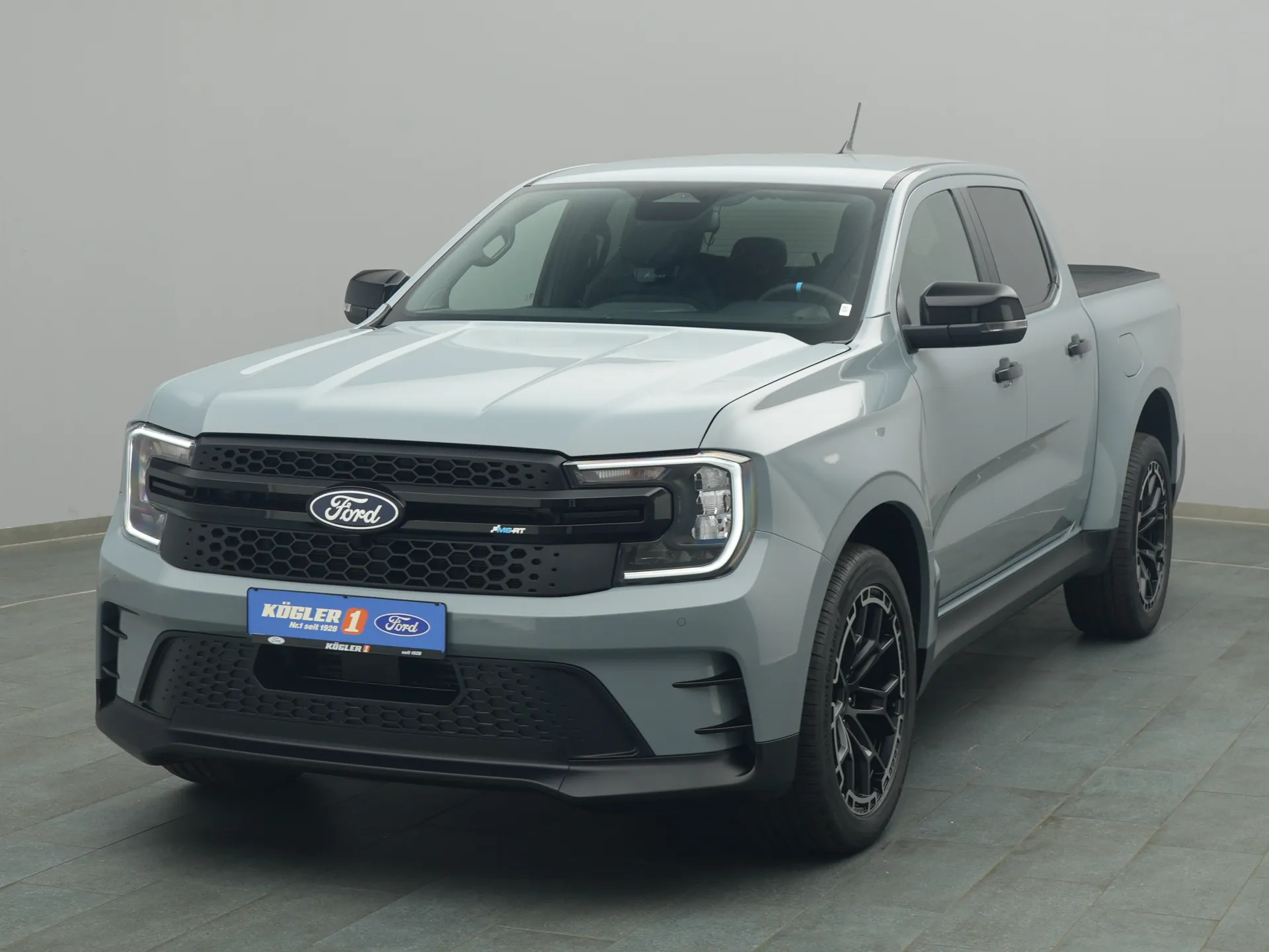 Ford Ranger DoKa MS-RT in grau