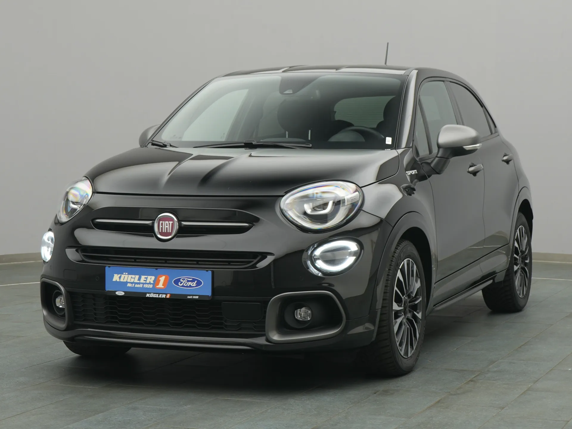 Fiat 500X in schwarz