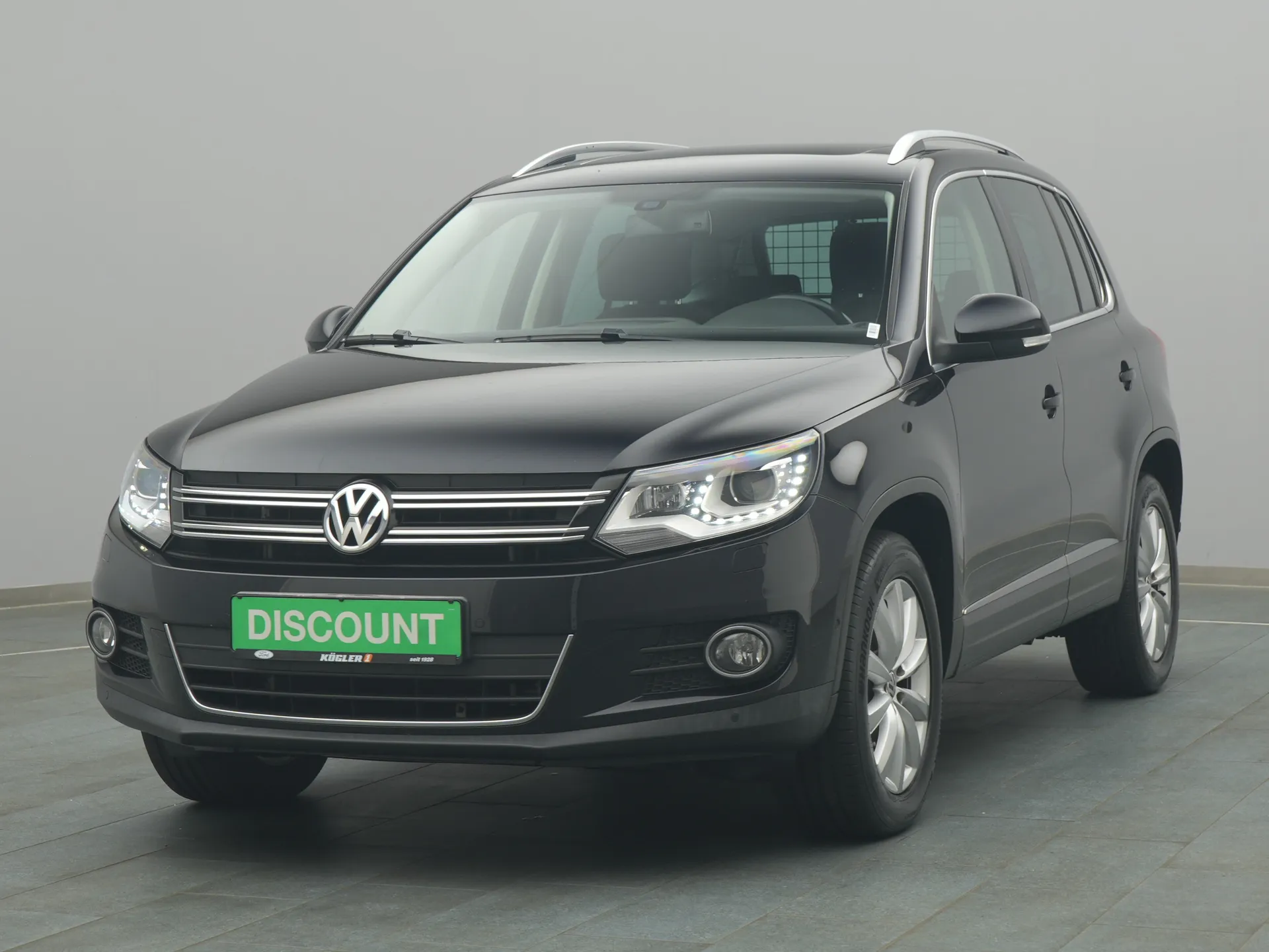 VW Tiguan in schwarz