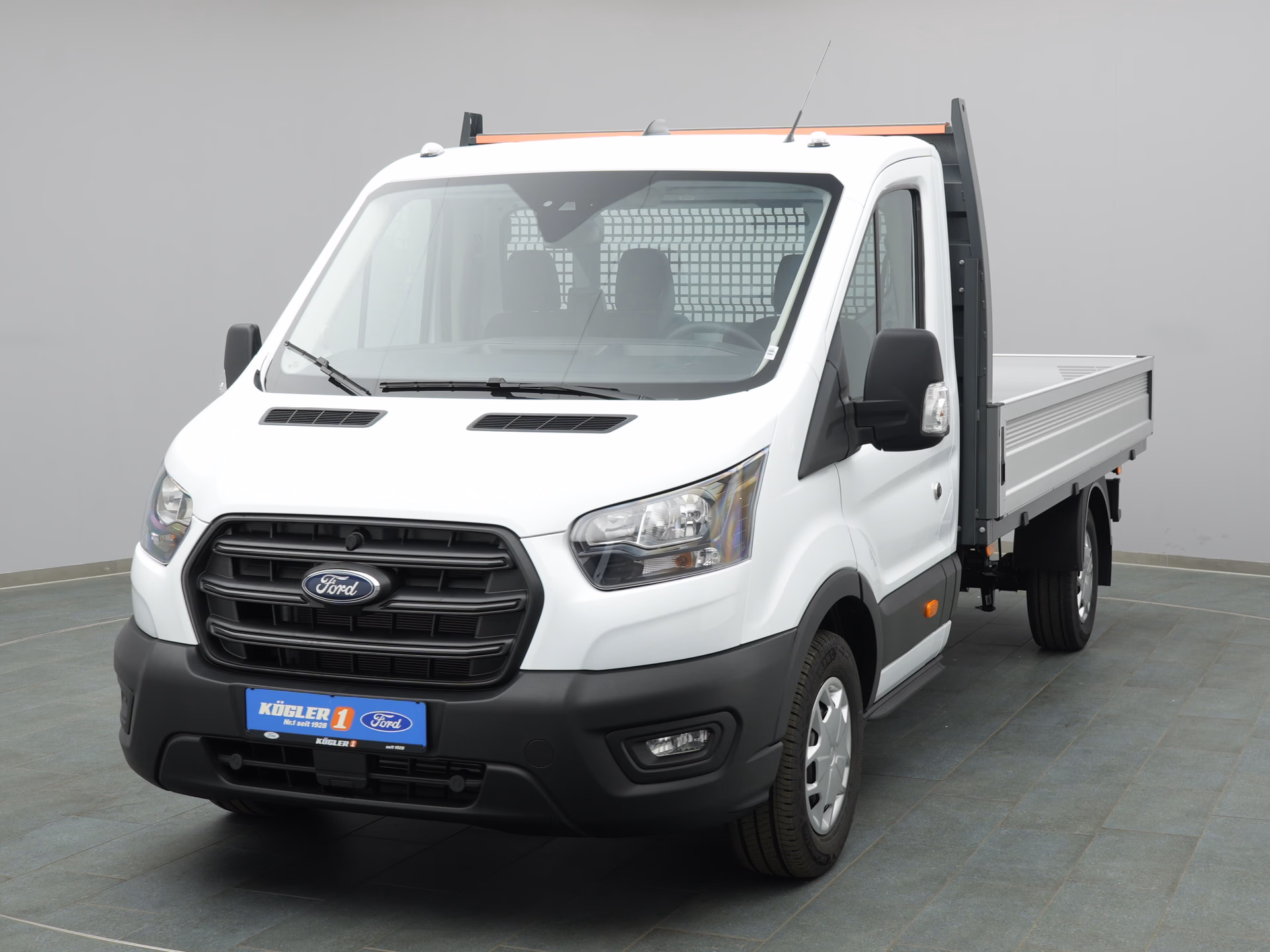 Ford Transit Pritsche EK in weiss