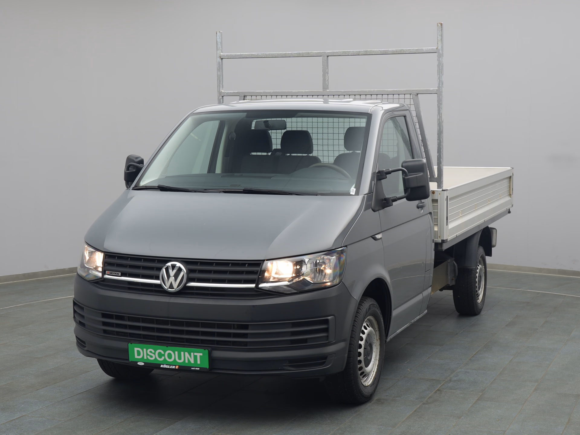 VW T6 in grau