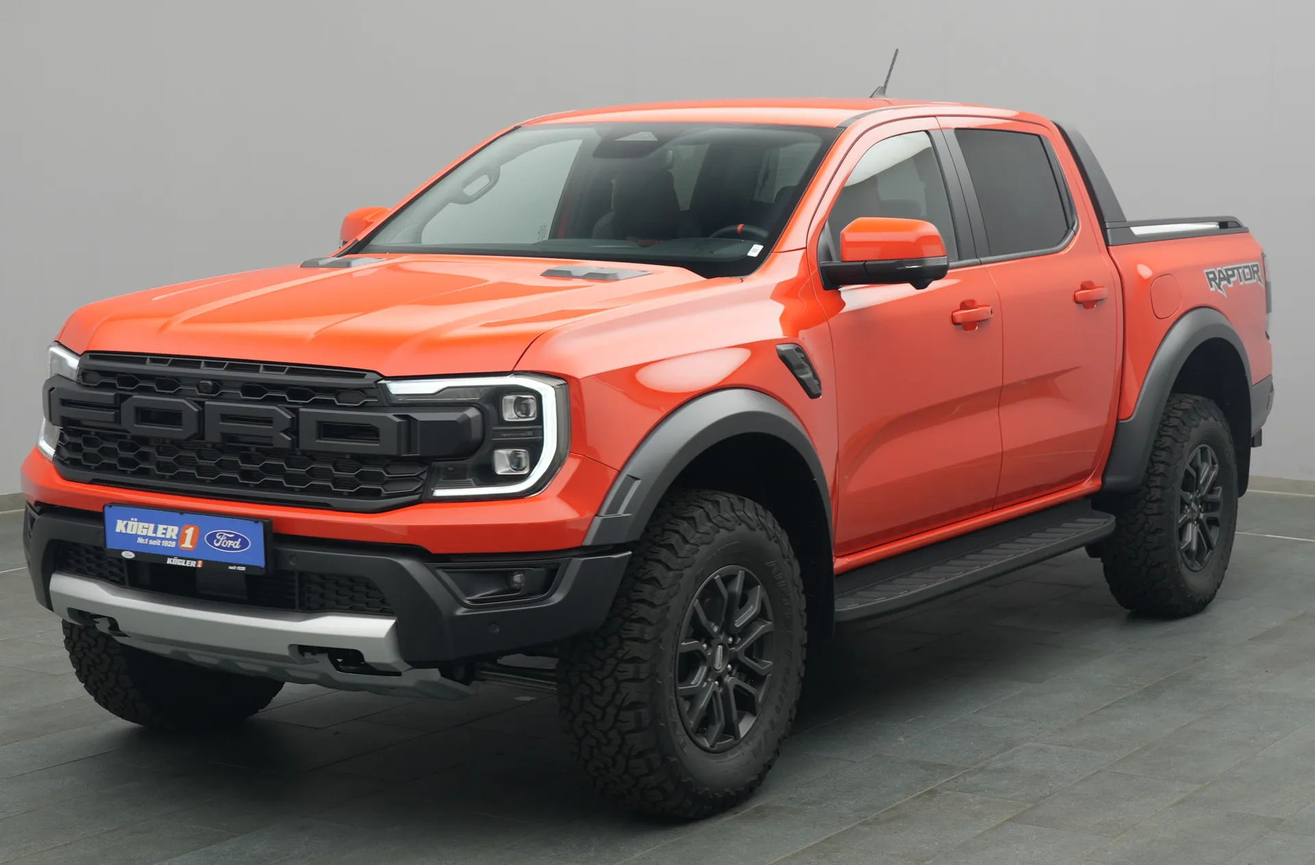 Ford Ranger Raptor in orange