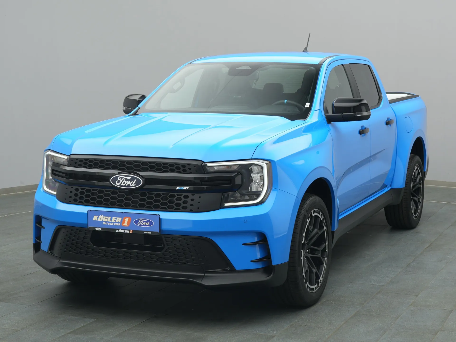 Ford Ranger DoKa MS-RT in blau