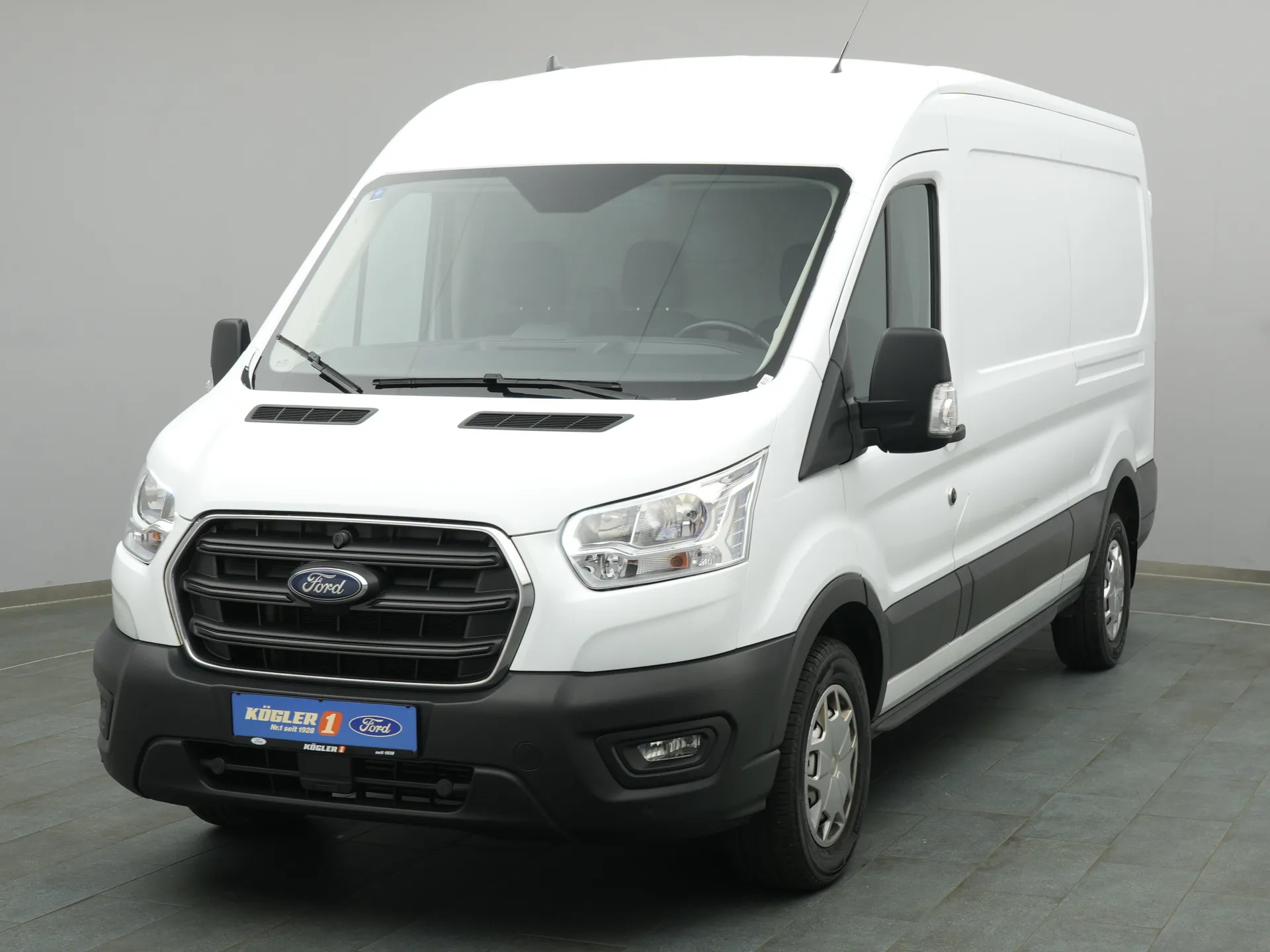 Ford Transit Kasten in weiss