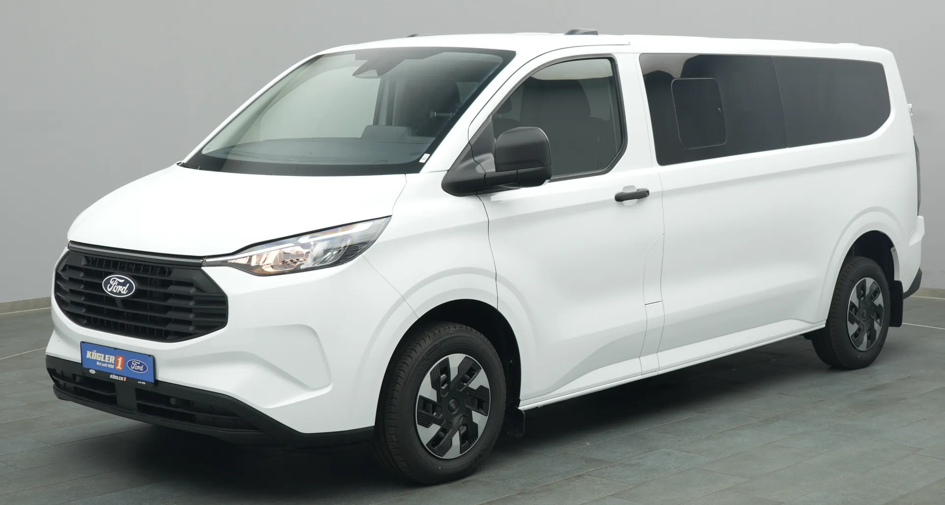 Ford Transit Custom Kombi in weiss