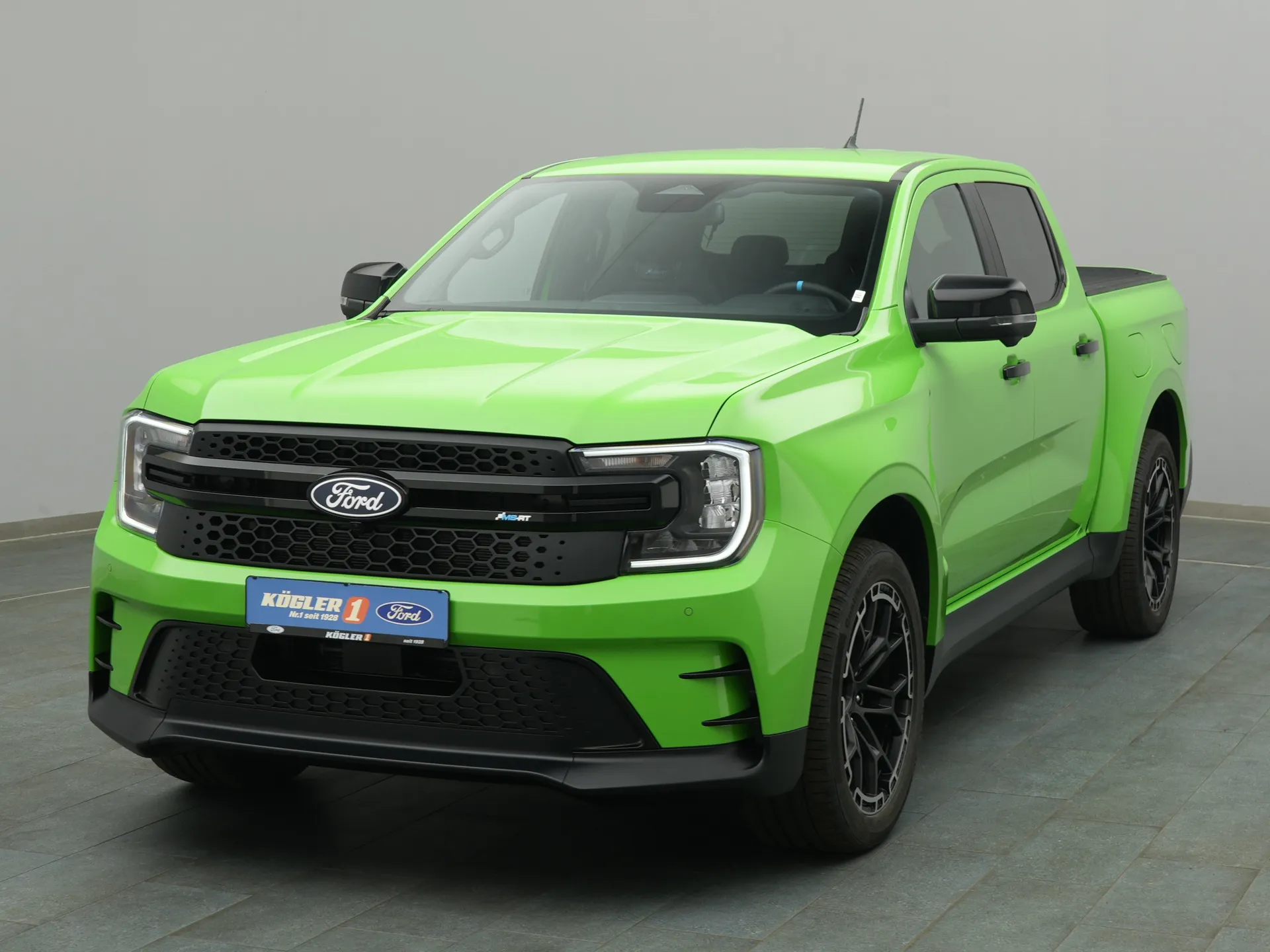 Ford Ranger DoKa MS-RT in grün