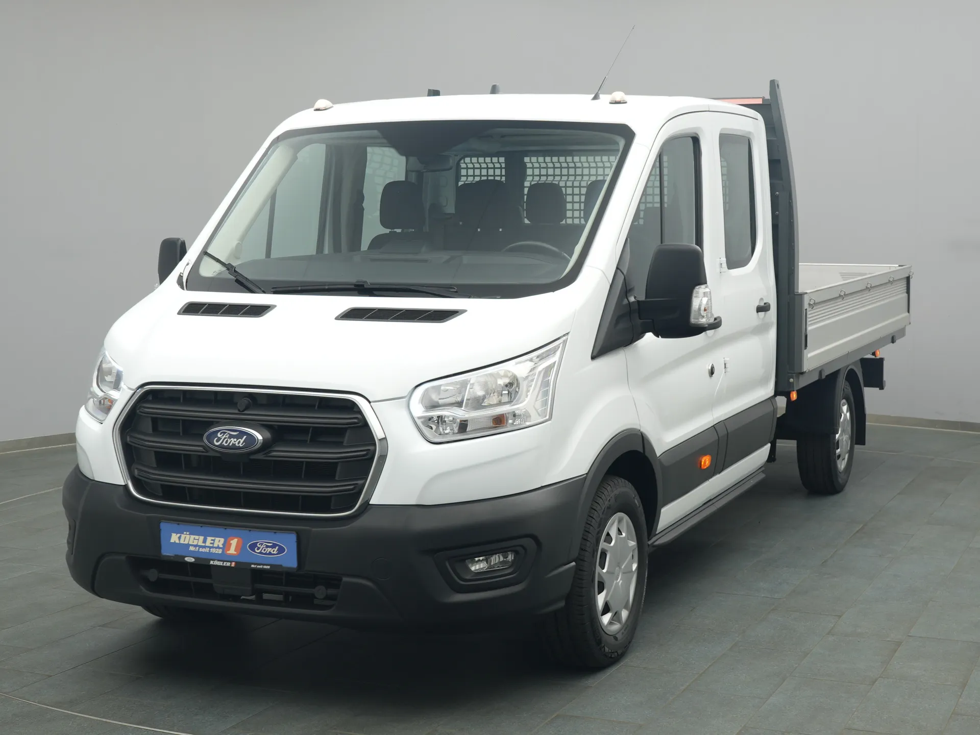 Ford Transit Pritsche Doka in weiss