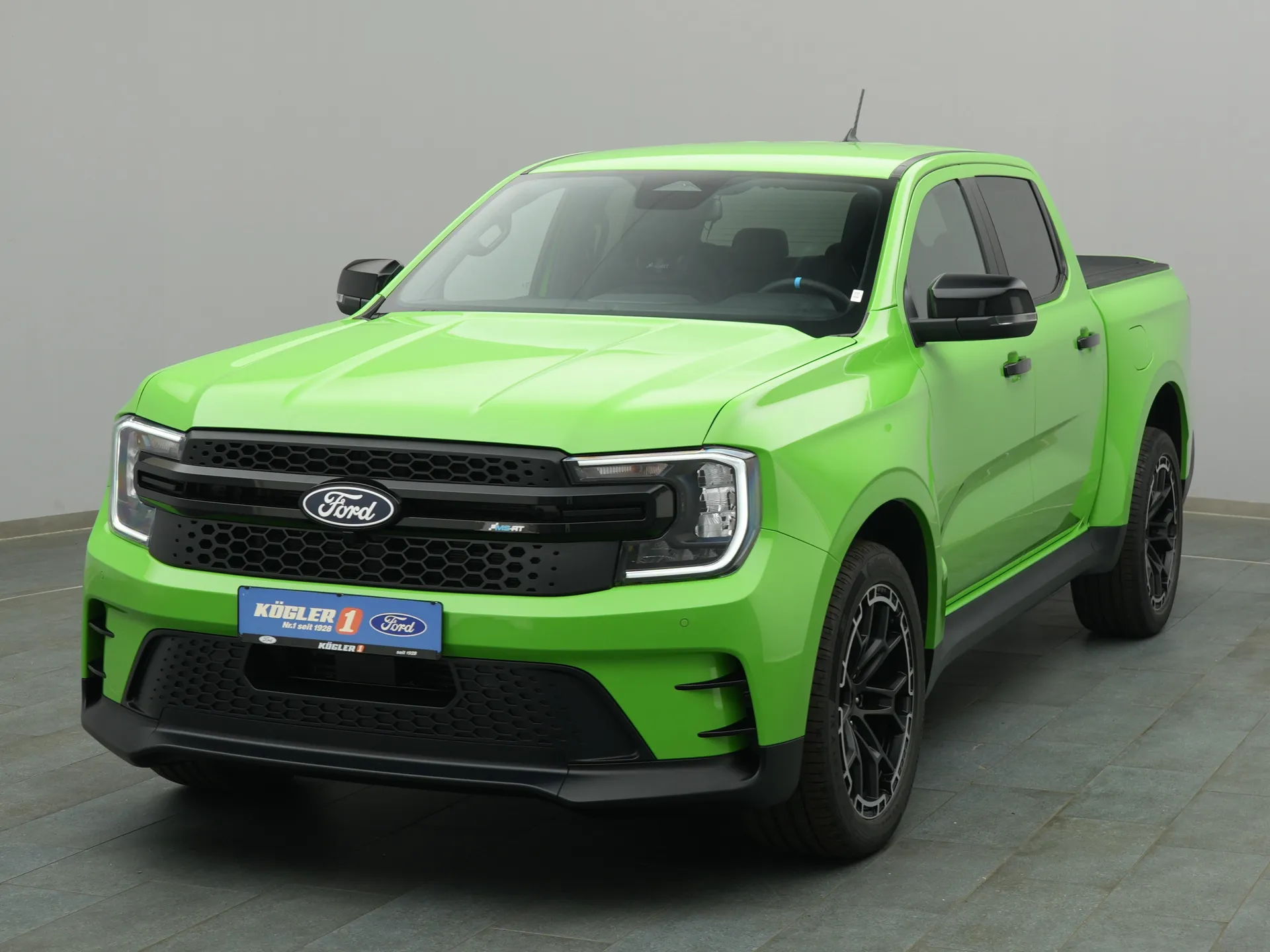 Ford Ranger DoKa MS-RT in grün