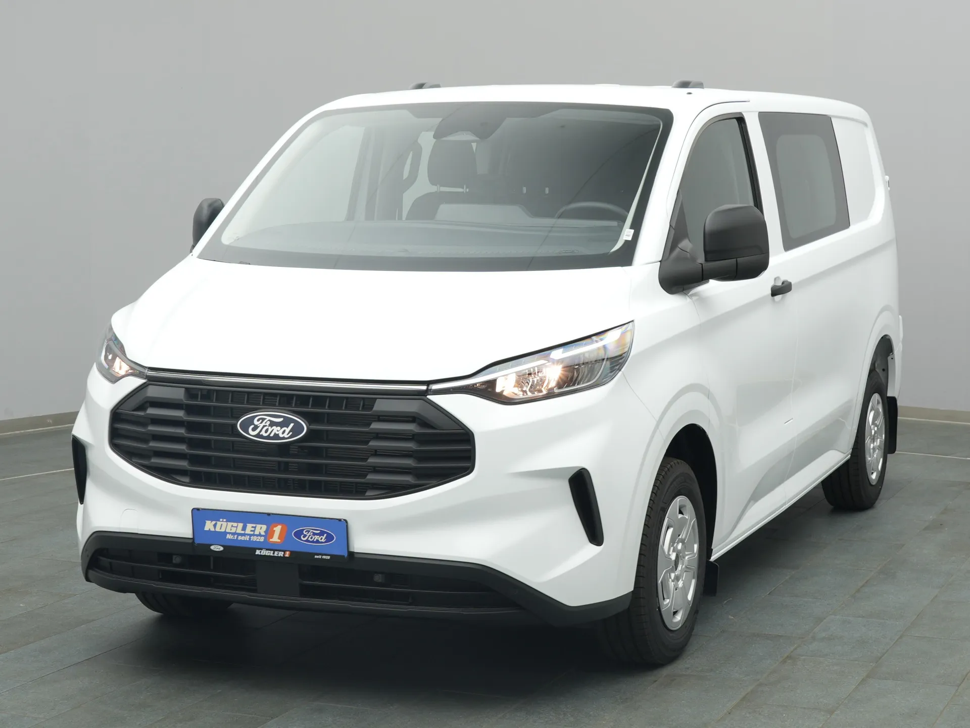 Ford Transit Custom Kasten Doka in weiss