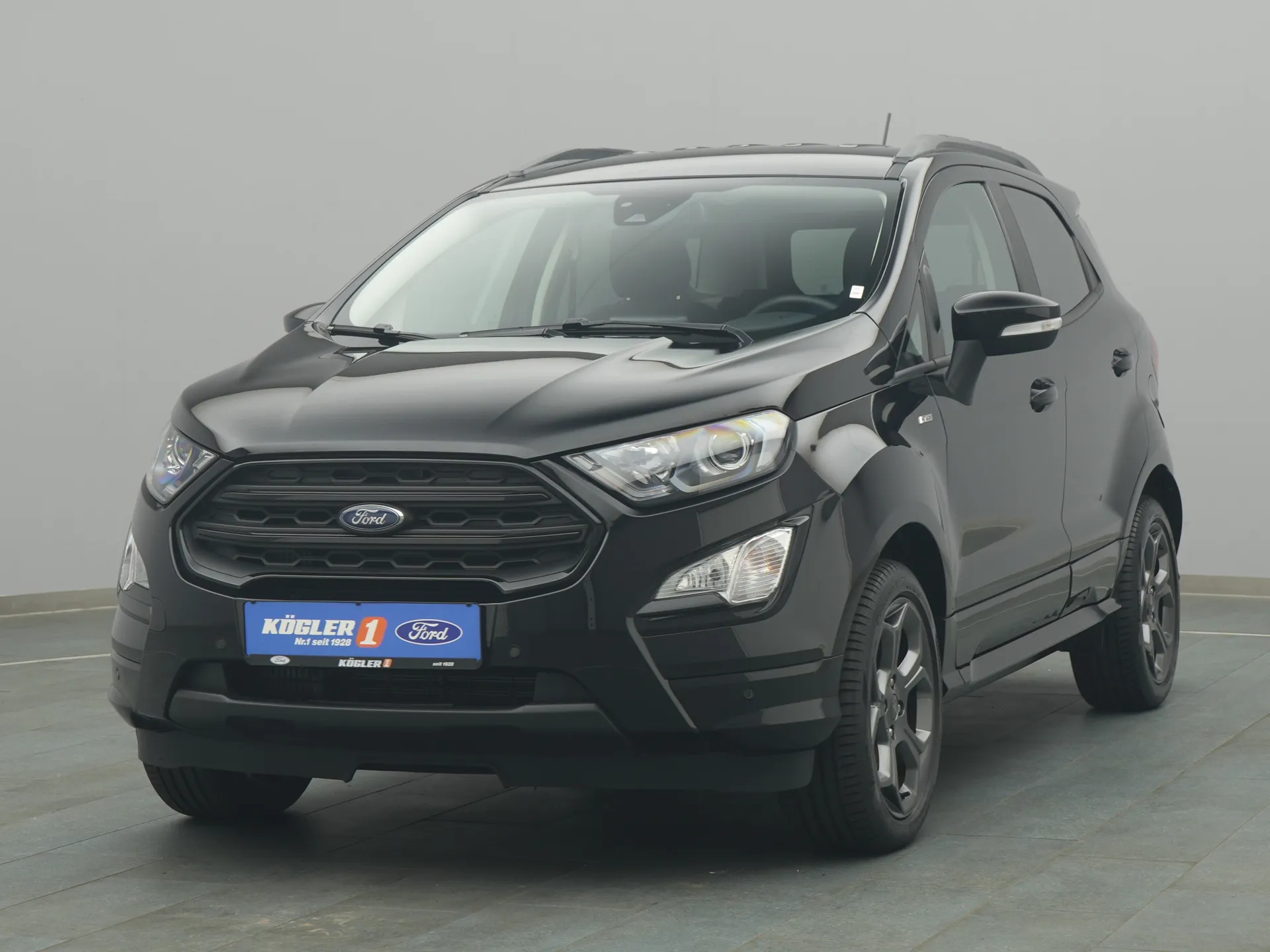 Ford EcoSport ST-Line in schwarz