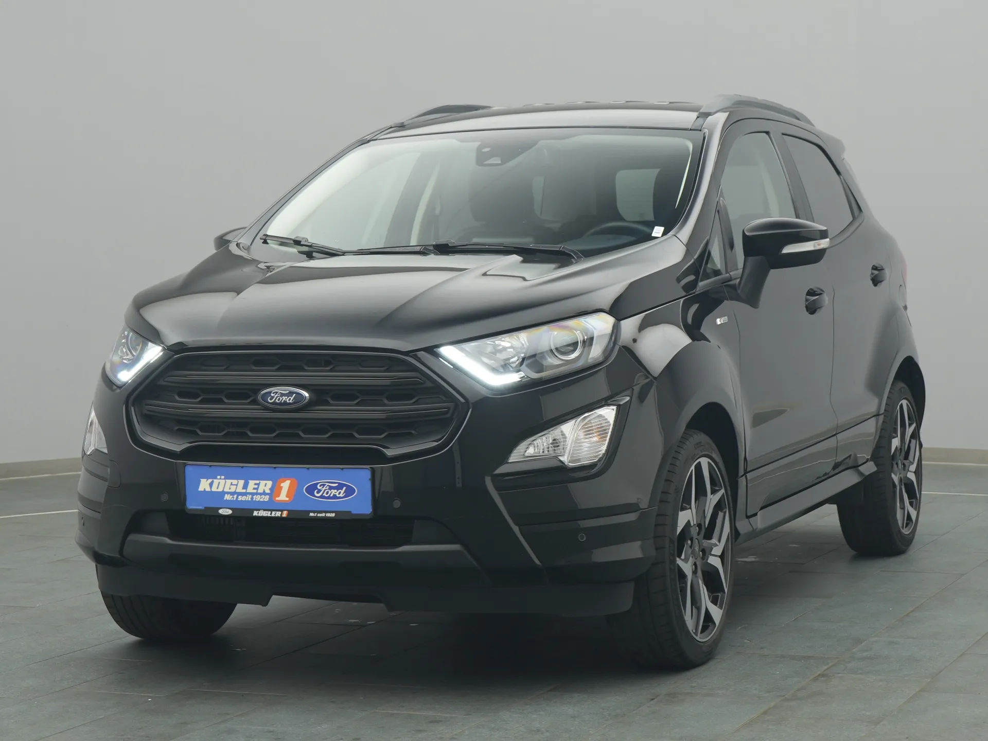 Ford EcoSport ST-Line in schwarz
