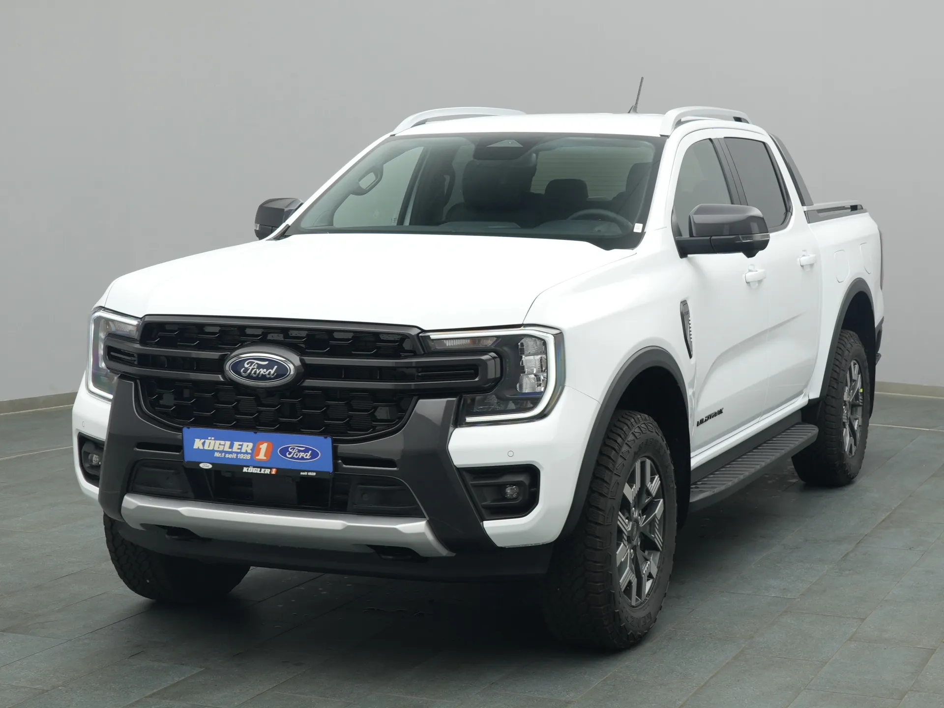 Ford Ranger DoKa Wildtrak in weiss