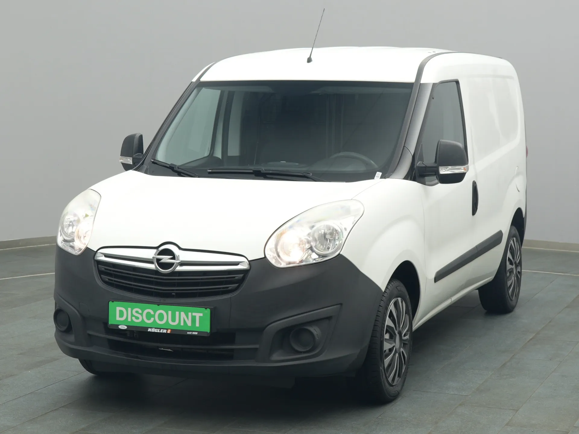 Opel Combo in weiss