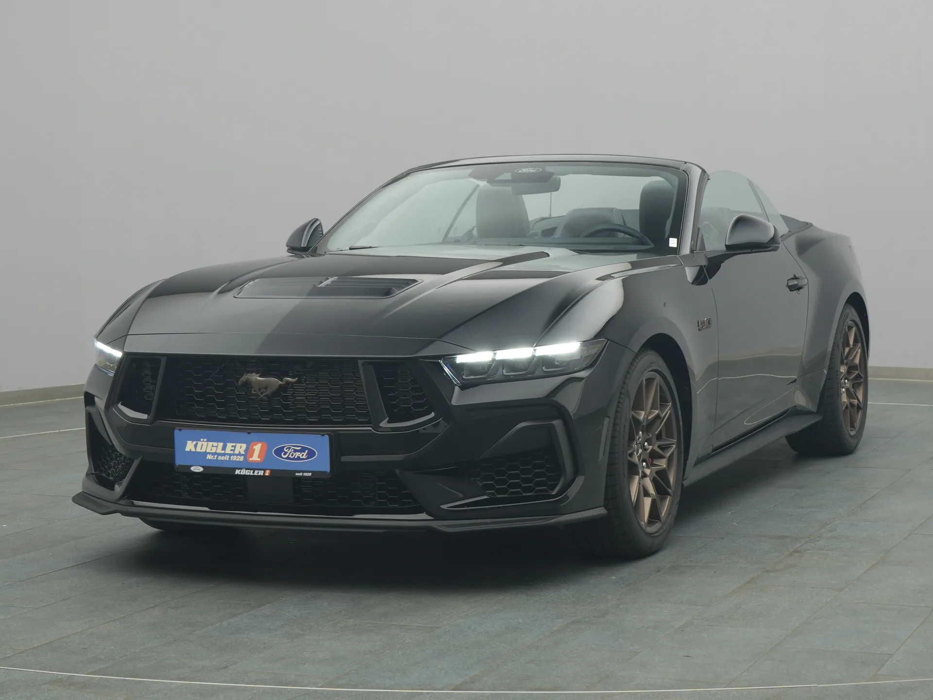 Ford Mustang GT in schwarz